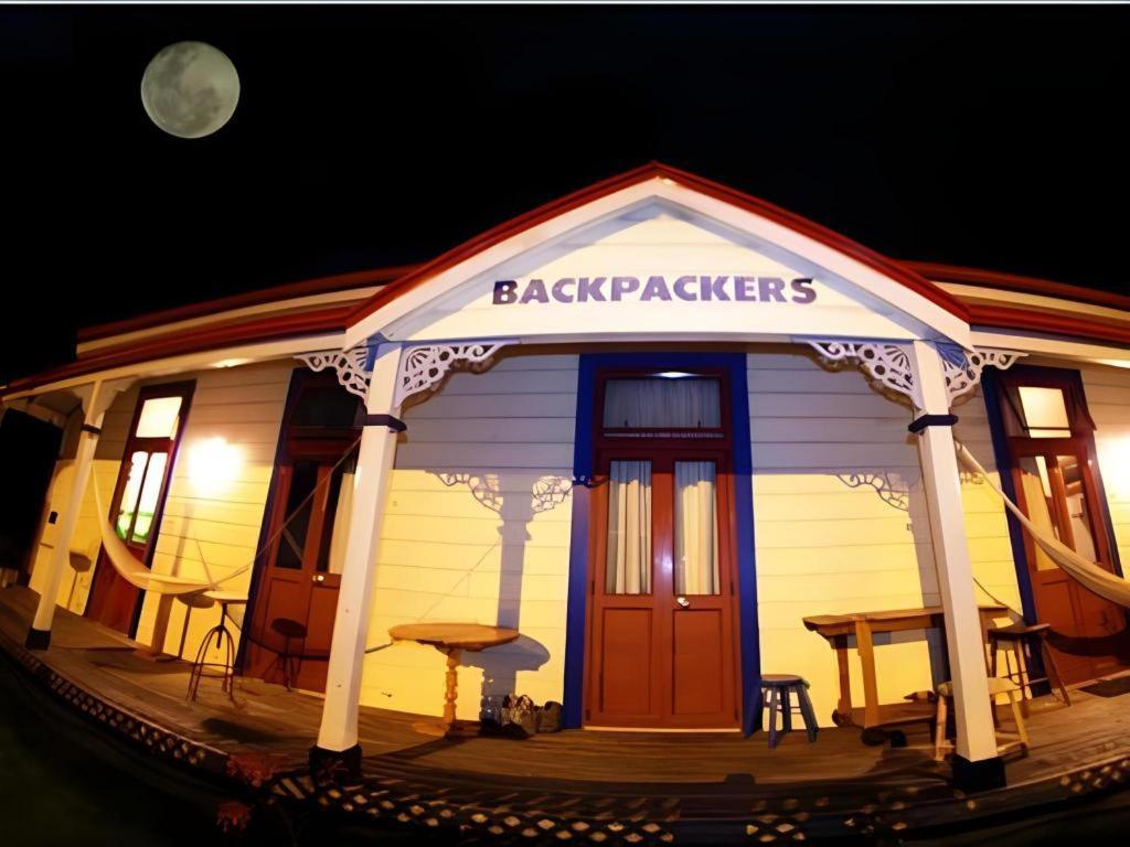 Stables Lodge Backpackers Napier Ngoại thất bức ảnh